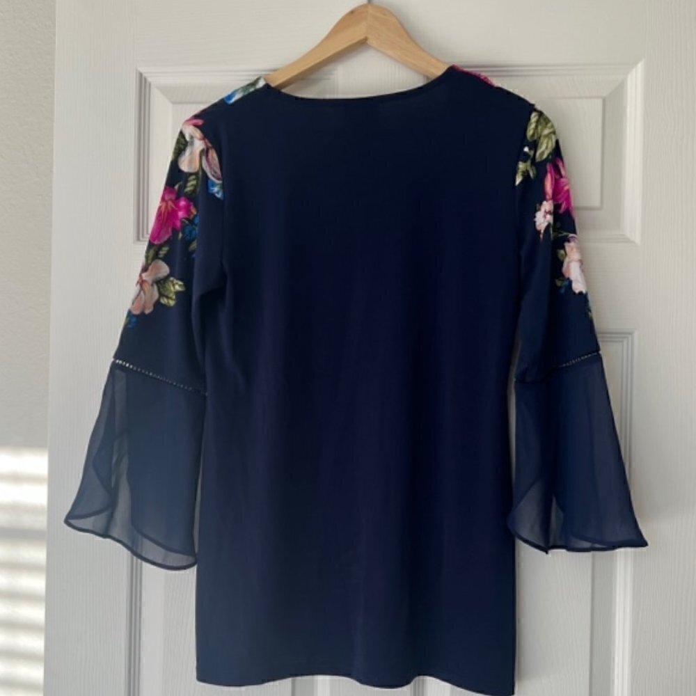 JM Collection Floral Chiffon Blouse XS – Angel Sleeves Navy Pink Floral NWT - Picture 7 of 13